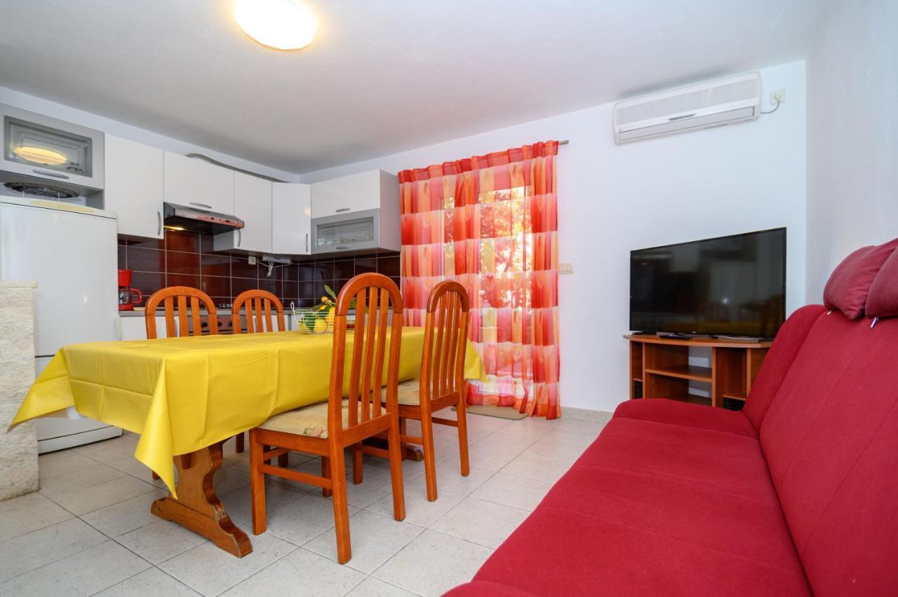 Apartments Vice โตรกีร์ ภายนอก รูปภาพ